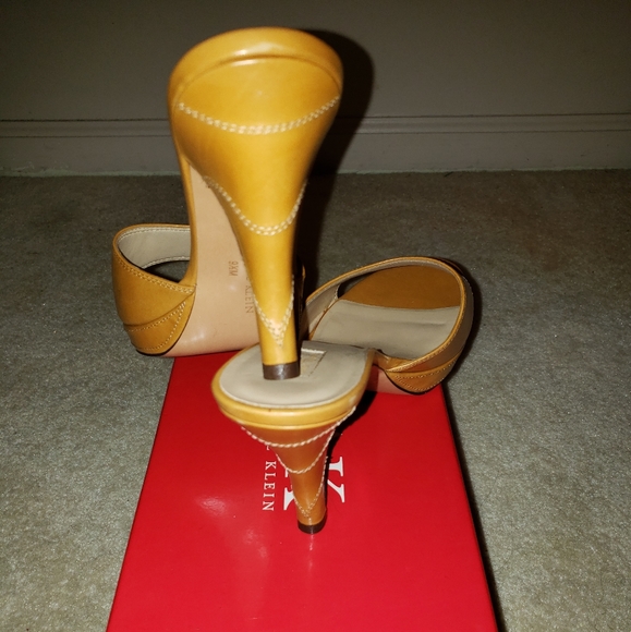 Shoes - Picture 5 of 5